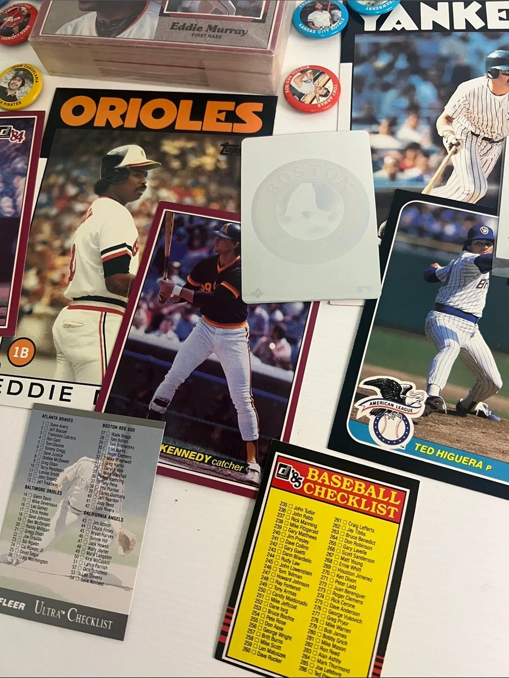 Vintage Baseball Card & Pin Lot — Multi-Color Collectible Set